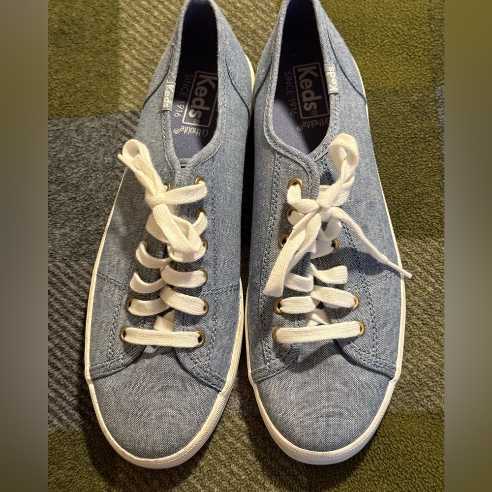 Women’s Keds Sneakers Chambray Light Blue: Size 8.5M
